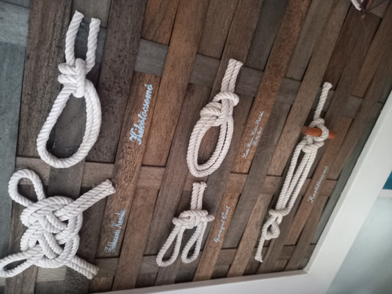 View larger image View larger image